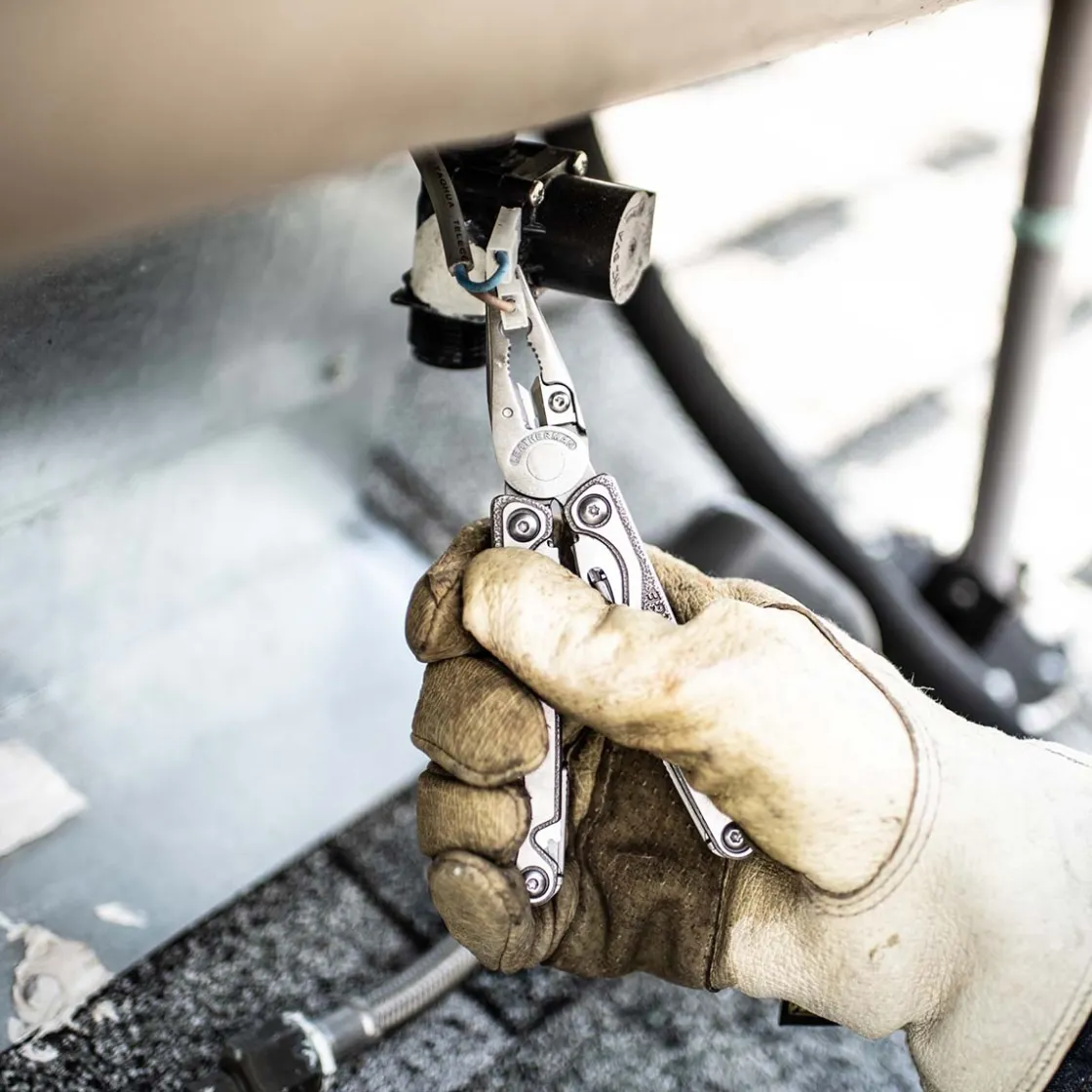 LEATHERMAN Charge + TTi Multi-tool Discount