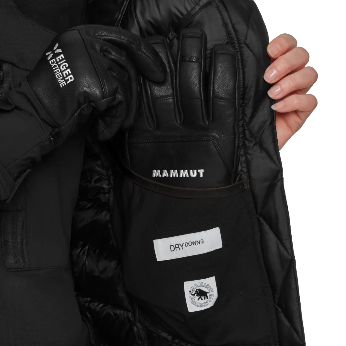 MAMMUT Eiger Nordwand Light Down IN Hooded Dunjakke, dame (Black) Outlet