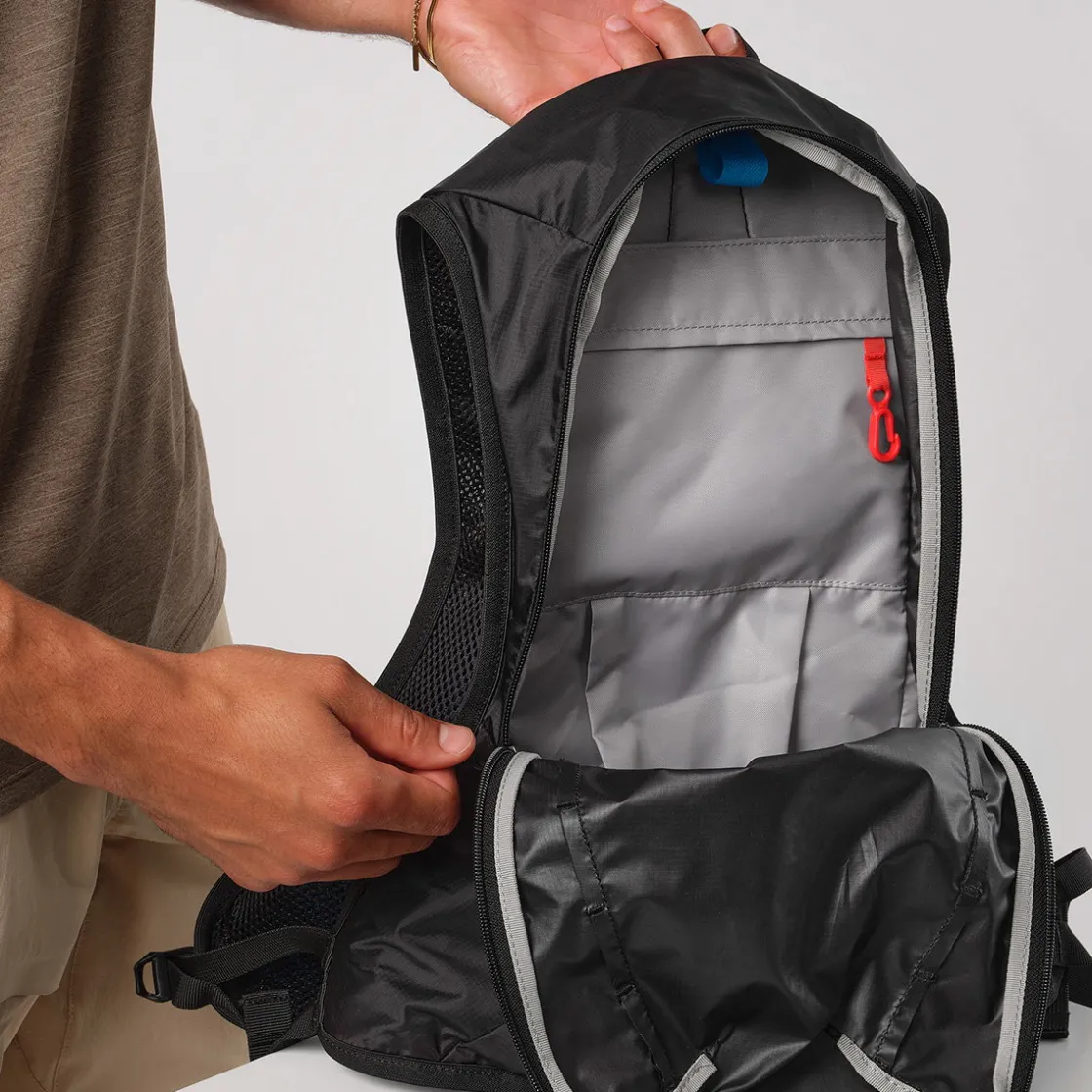 SALOMON Cross 8 rygsæk 8 L (Black) Sale
